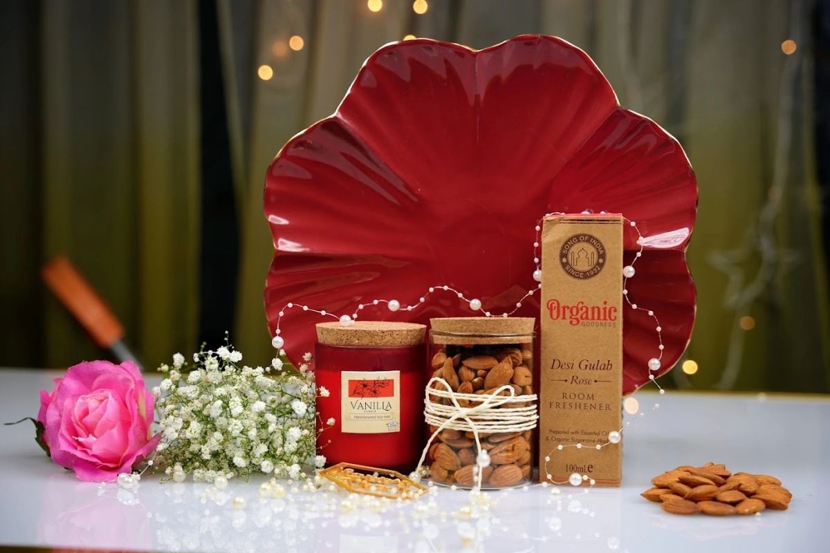 Floral Fusion Hamper Floral Fusion Hamper - TheBFactory